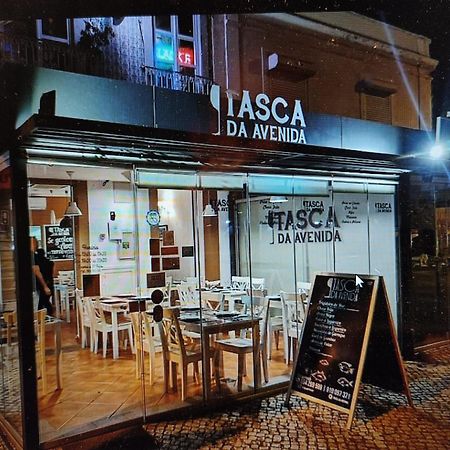 Apartamento Central Setubal Sossegado E Com Luz Bagian luar foto