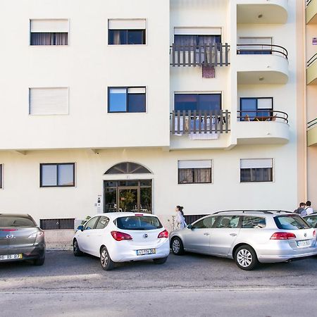 Apartamento Central Setubal Sossegado E Com Luz Bagian luar foto