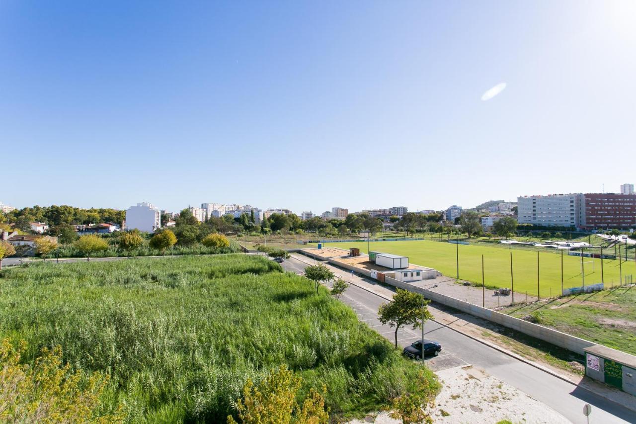 Apartamento Central Setubal Sossegado E Com Luz Bagian luar foto