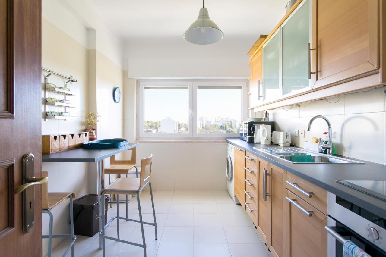 Apartamento Central Setubal Sossegado E Com Luz Bagian luar foto