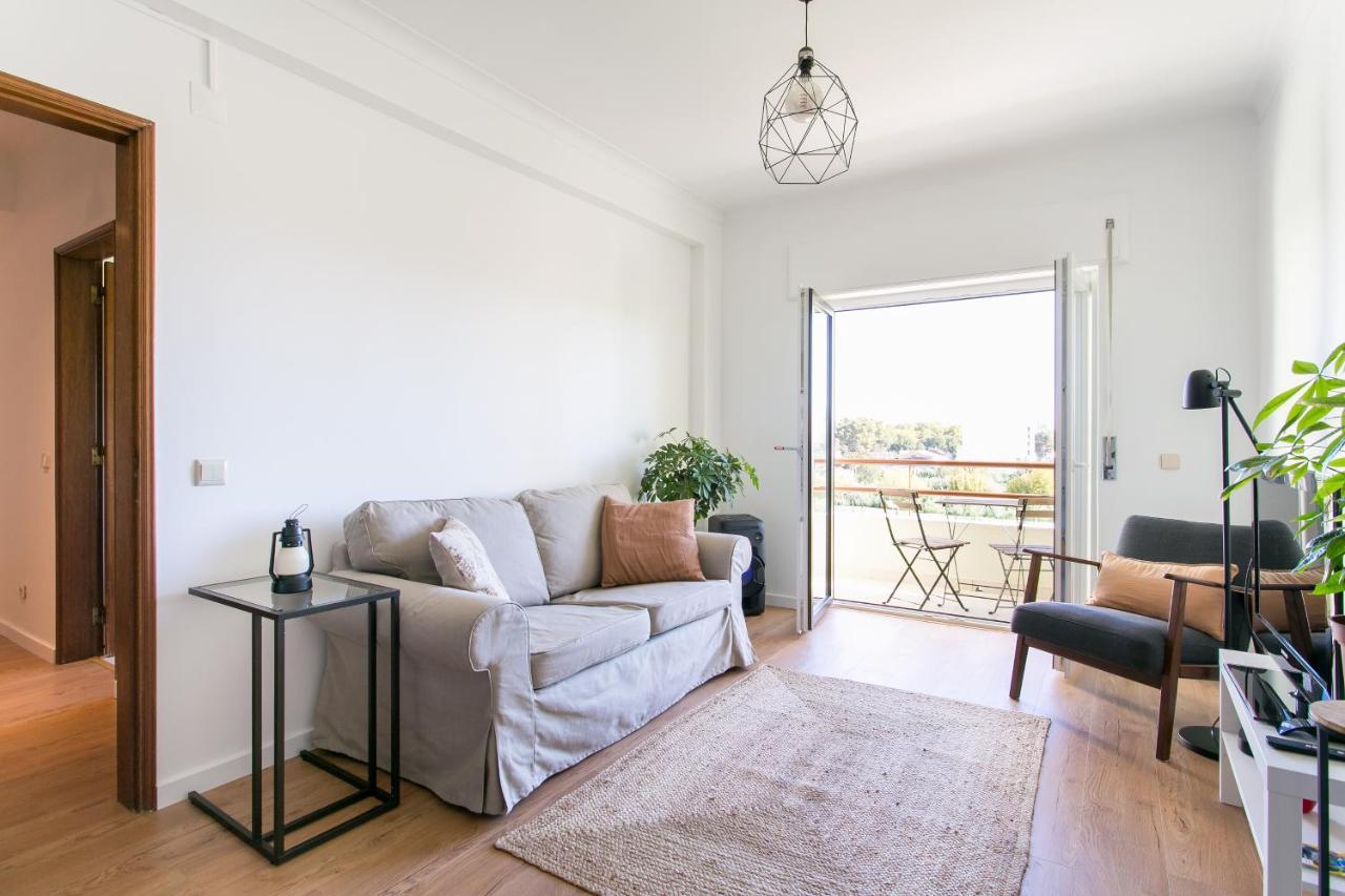 Apartamento Central Setubal Sossegado E Com Luz Bagian luar foto