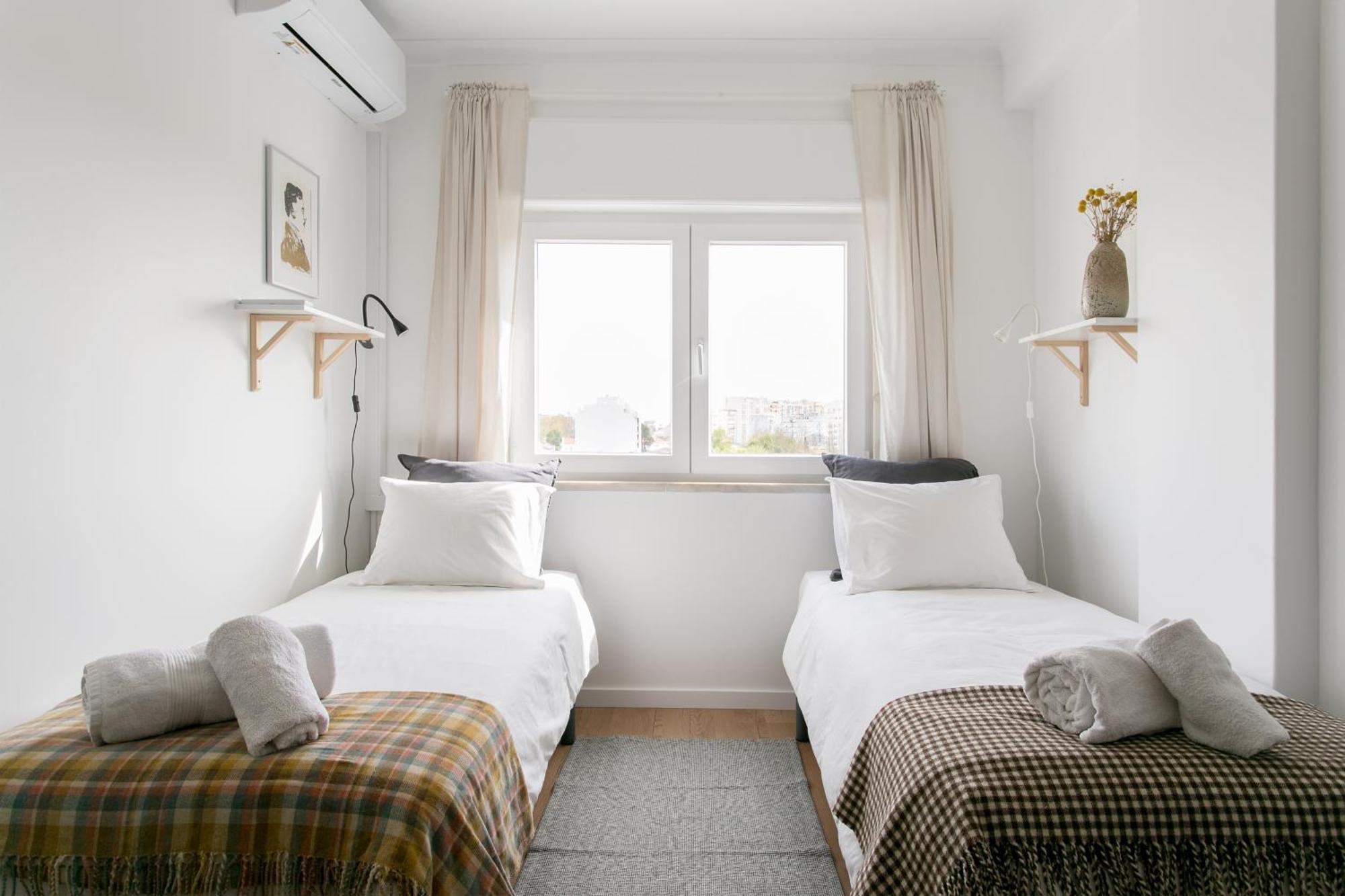 Apartamento Central Setubal Sossegado E Com Luz Bagian luar foto